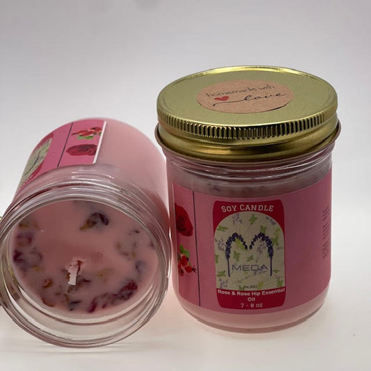 Rose and rose hip candles